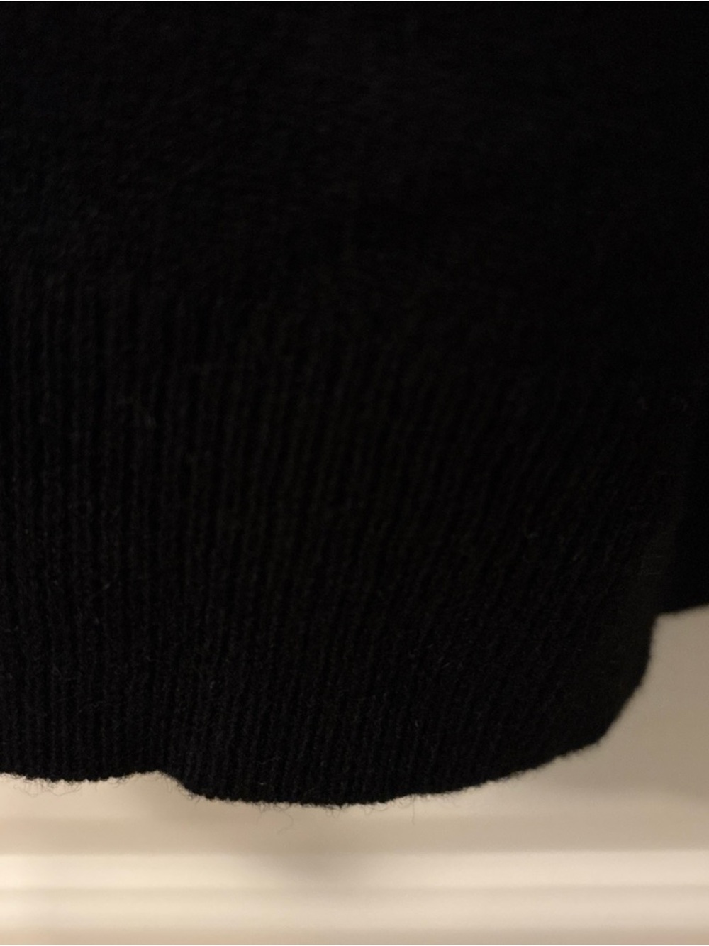 J.Crew Black Crewneck Cashmere Sweater-Large Classic Minimalist-SOFT - Picture 3 of 3